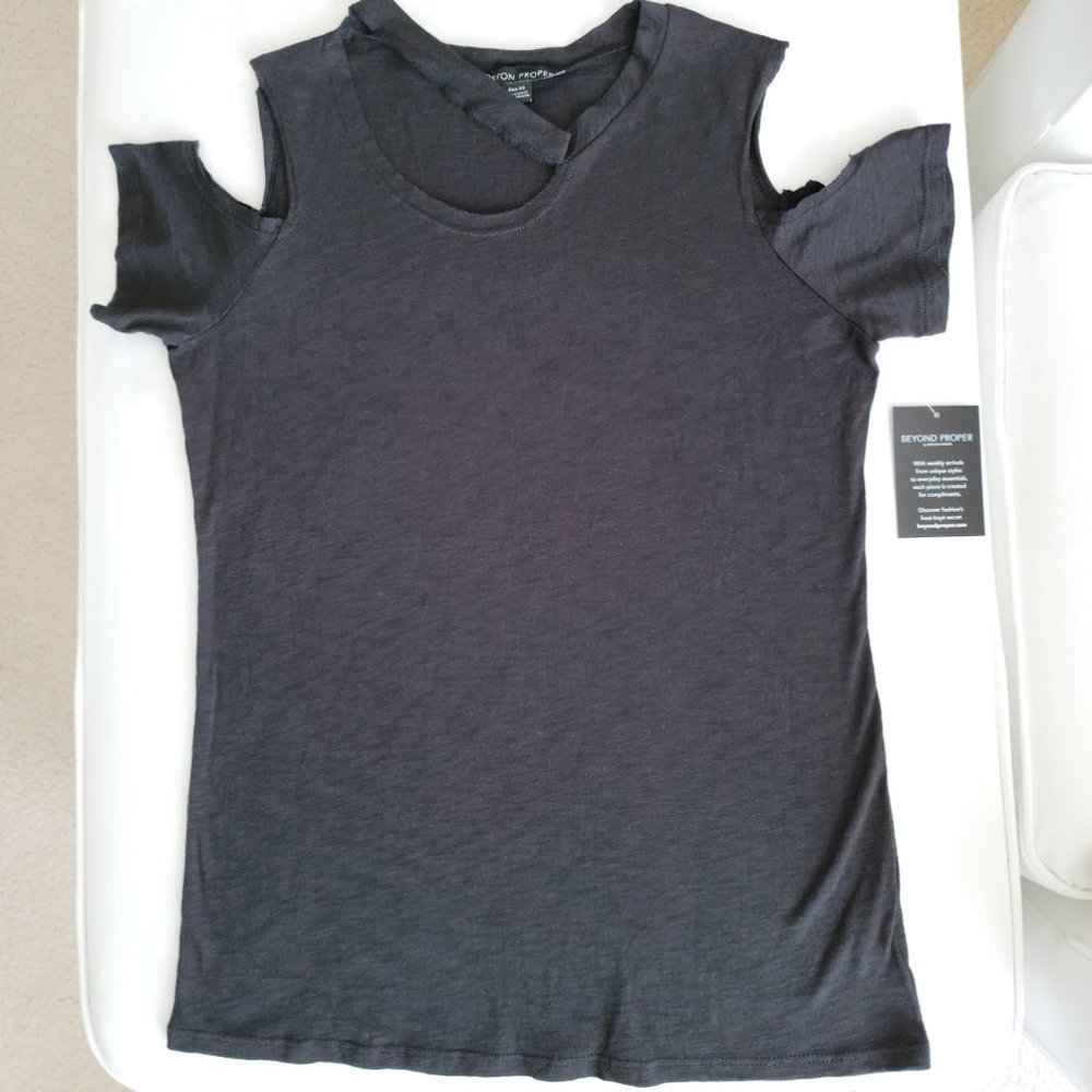 Boston Proper Cold Shoulder Choker Black Slub Tee Shirt Size XS NWT